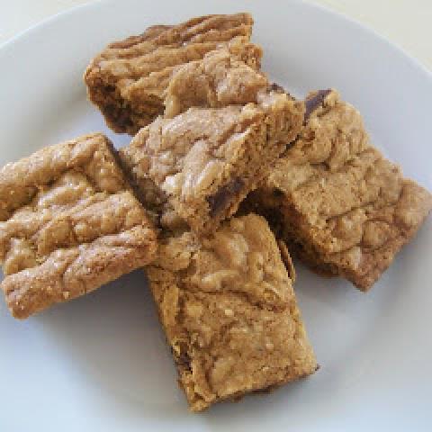 Gluten Free Chocolate chip Cookie bars