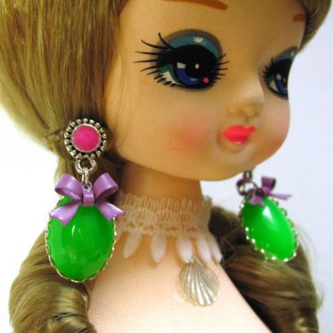 Neon earstuds with bows