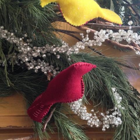 How To Make Adorable Felt Bird Decorations