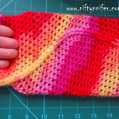 Braide Tablet Holder