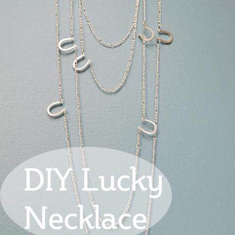 Lucky horseshoe necklace