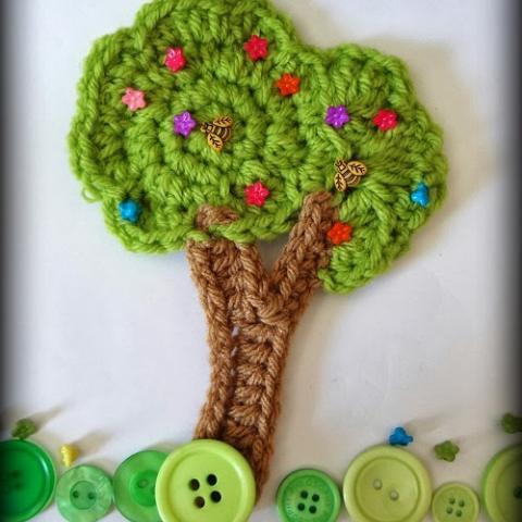 Stunning Tree Motif With Video Tutorial