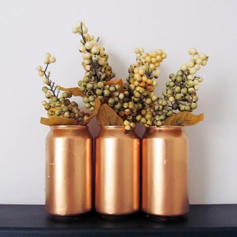 Repurpose soda cans into stunning vases!