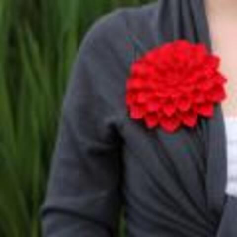 Felt Dahlia Flower Brooch