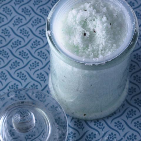 DIY: Refreshing and Minty Sugar Scrub | Kiku Corner