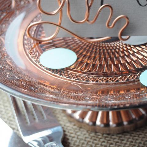 DIY Wire Place Card Holder