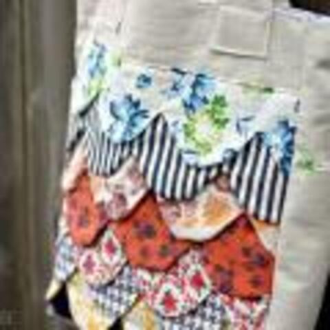 Linen Scallop Diaper Tote