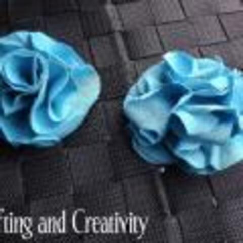 T-Shirt Pom Pom Flowers