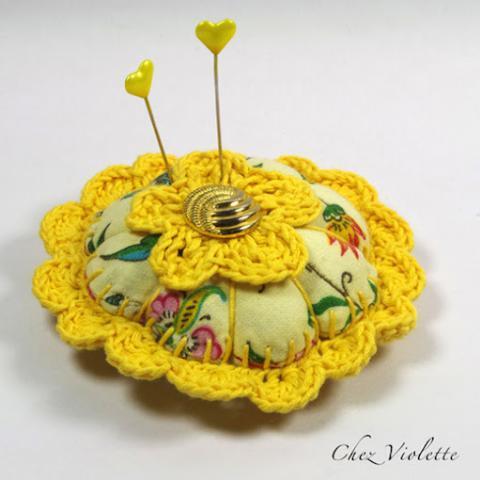 Provencal french pincushion