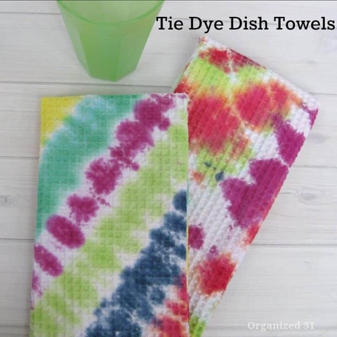 DIY TIe-Dyed Dish Towels