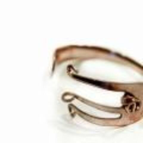 How to Make a Fork Bracelet