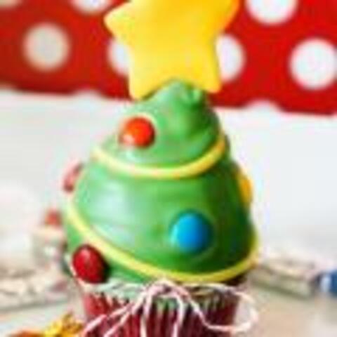 Christmas Tree Cupcake Tutorial