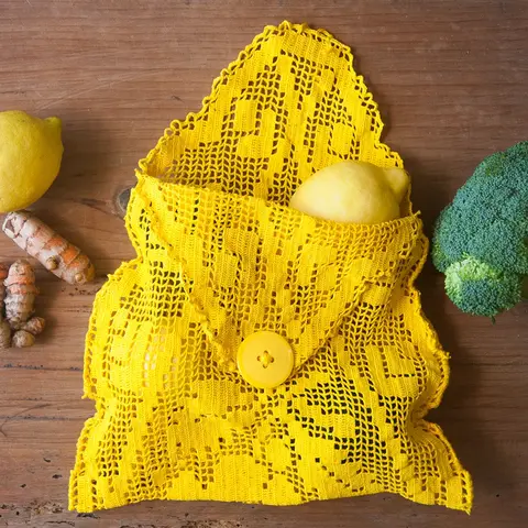 DIY Turmeric Dyed Produce Bag from Vintage Linen