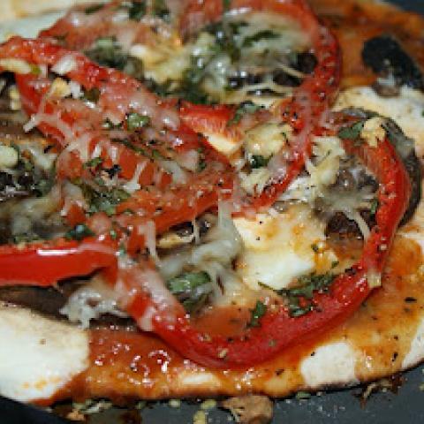 Easy Homemade Pita Pizza Recipe