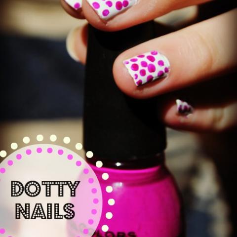 Dotty Nails