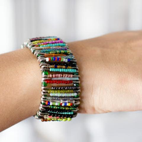 DIY Safety Pin Bracelet