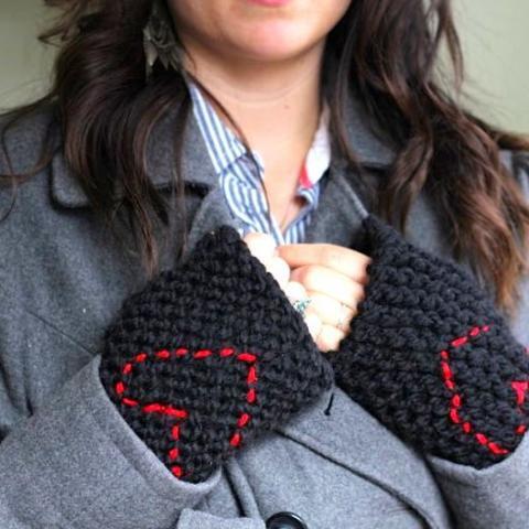 DIY fingerless gloves